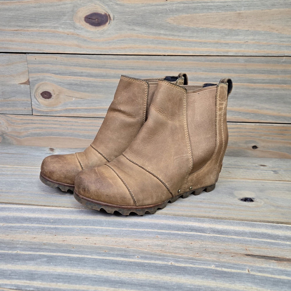 Sorel Leah Hidden Wedge Pull-On Tan Leather Ankle Booties Size 8